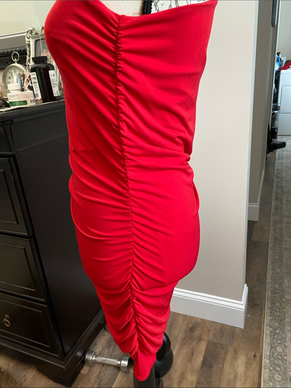 Moda International One-Shoulder Red Ruched Cocktail Dress - Picture 3 of 4